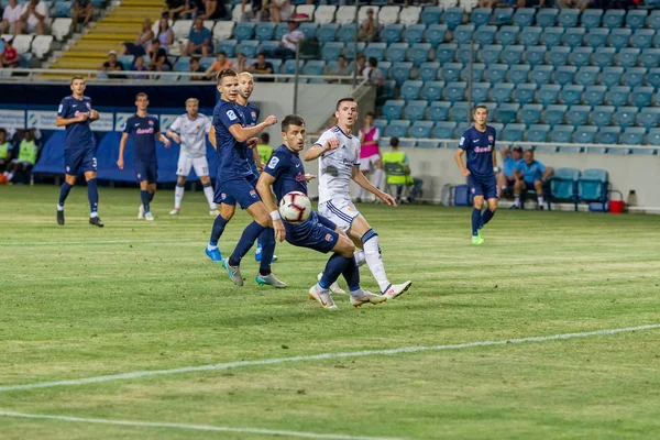 Odessa, Ukrayna - 3 Ağustos 2018: duygusal futbol taraftarları destek ekibi stadyumunda futbol kulübü Djurgardens Eğer İsveç oyun Uefa Avrupa Ligi oyun sırasında. Kalabalık futbol taraftarları Stadyumu futbol