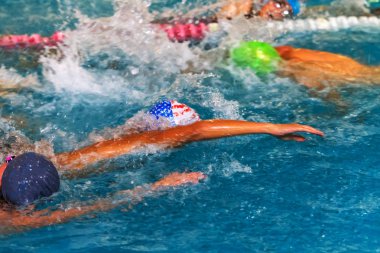 Arka plan için sıçrama konular - havuzda spor. Sağlıklı bir yaşam tarzı - havuzda spor tema arka plan Keskinliği Azaltma