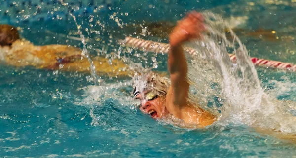 Odessa Ukraine Cirka 2016 Kinder Athleten Schwimmer Schwimmen Entlang Der — Stockfoto