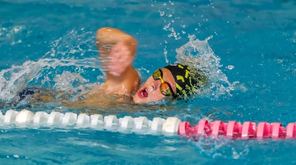 Odessa Ukraine Cirka 2016 Kinder Athleten Schwimmer Schwimmen Entlang Der — Stockfoto