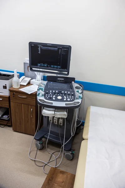 Odessa Ukraine July 2018 Woman Undergoes Medical Examination Veins Ultrasound — Stock Photo, Image