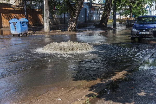 Odessa Ukraine Juli 2018 Autofahren Auf Einer Überfluteten Straße Während — Stockfoto
