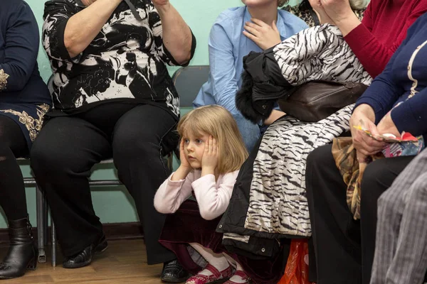 Odessa Ucraina Marzo 2016 Pubblico Concerto Dei Bambini Piccoli Mentre — Foto Stock