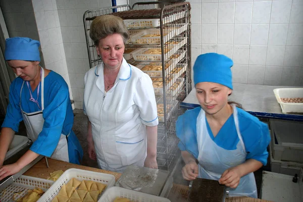 Odessa Oekraïne Juli 2007 Fabriek Voor Productie Van Levensmiddelen Uit — Stockfoto