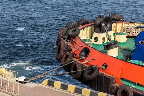 乌克兰奥德萨 2018年10月10日 奥德萨海上贸易港 国际海运 海上物流 海港与海上货船的典型图片 船舶货运港 — 图库照片
