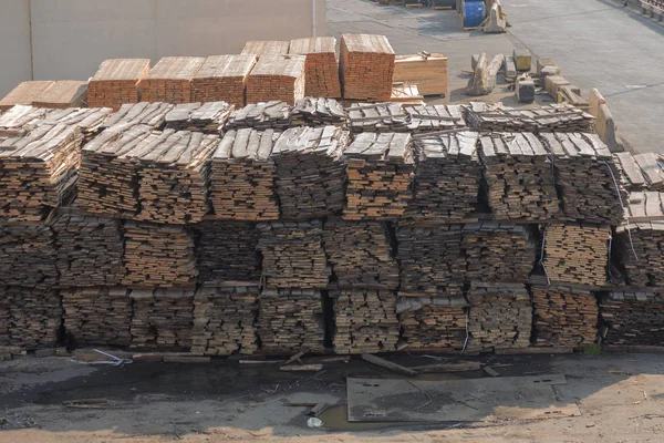 Stapels Van Houten Planken Ligplaats Van Zeehaven Magazijn Voor Zagen — Stockfoto