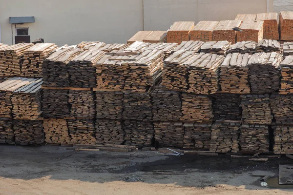 Stapels Van Houten Planken Ligplaats Van Zeehaven Magazijn Voor Zagen — Stockfoto