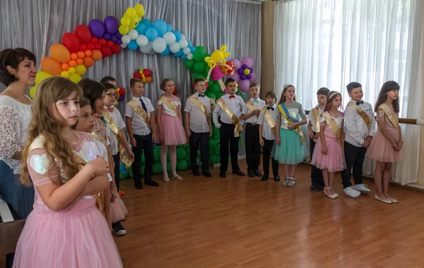 Odessa Ukraine Mai 2018 Kindermusicalgruppe Singt Und Tanzt Auf Der — Stockfoto