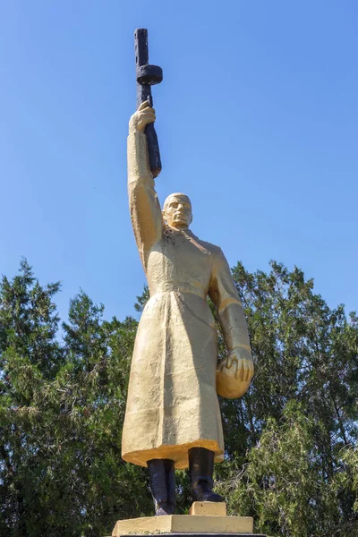 Odessa Vasylivka Dorp Oekraïne 2014 Een Bescheiden Verzorgd Geschilderde Monument — Stockfoto