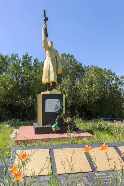 Odessa Vasylivka Village Ukraina 2014 Blygsam Välpreparerade Målade Monument Till — Stockfoto