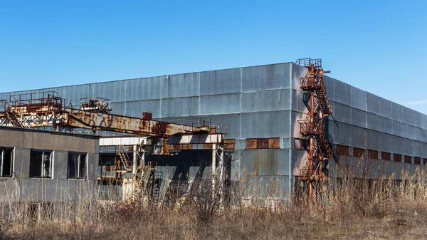 Corpo Uma Antiga Fábrica Industrial Abandonada Construção Abandonada Uma Central — Fotografia de Stock