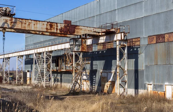 古い放棄された工場の隊 オデッサ Teplodar 原子力発電所の建設を断念しました ソ連以来産業の不要なオブジェクト — ストック写真