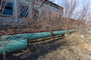 Ekonomi ve enerji kaynakları krizi. Borular sakinleri ve gaz için ödemedim işletmeler için uygun. Savaş için enerji. Gaz, su boruları manifoldlar tarafından kesilmiş