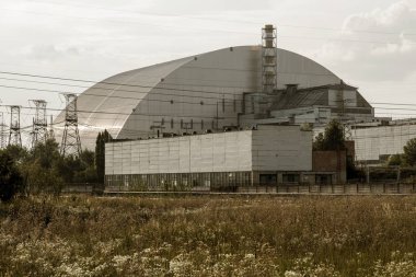  Reaktör 4 Chernobyl Nükleer Santrali'nde yeni hapsi ile. Küresel atomik felaket. Çernobil dışlama bölgesi