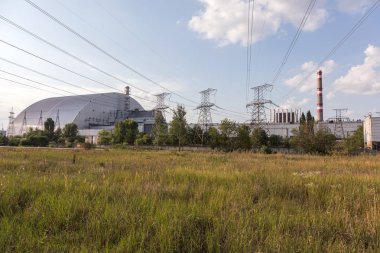  Reaktör 4 Chernobyl Nükleer Santrali'nde yeni hapsi ile. Küresel atomik felaket. Çernobil dışlama bölgesi