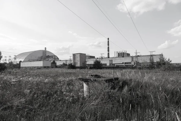 新しい閉じ込めとチェルノブイリ原子力発電所原子炉 世界的な原子力災害 チェルノブイル地域 — ストック写真