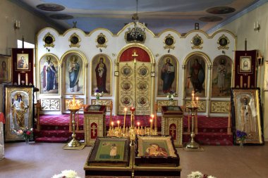 Ortodoks kutsal başkalaşım Katedrali. Yeni oymalı ahşap kapılar bir Ortodoks Kilisesi altar 