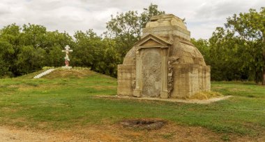 Türbesi tahrip askeri mezarlığı 1787-1791 Rus-Türk Savaşı ve büyük zafer Suvorov ve çırağı Kutuzov Osmanlı İmparatorluğu'nun üzerinde. Izmail, Odesa
