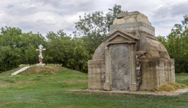 Türbesi tahrip askeri mezarlığı 1787-1791 Rus-Türk Savaşı ve büyük zafer Suvorov ve çırağı Kutuzov Osmanlı İmparatorluğu'nun üzerinde. Izmail, Odesa