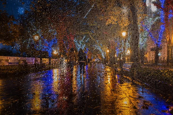 Gece Cityscape Bulanıklık Gece Yağmur Sonra Şehir Antik Ortasına Gece — Stok fotoğraf
