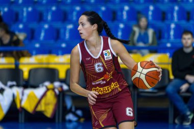 Odessa, Ukrayna - 5 Kasım 2016: Ukraynaca bayanlar basketbol Kupası. Interhimik (Odessa) - Tavria Star (Kherson). Interhimik - Ukrayna şampiyonu ve turnuvanın lideri