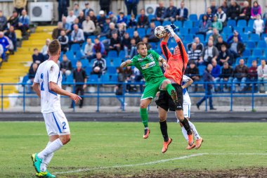Odessa, Ukrayna - 21 Eylül 2016: futbol. Ukrayna Kupası oyun Fc Pearl - Odessa ve Karpatlar - Lviv. Gergin oyun. Bir gol, bir dizi futbol sahası penaltılarla