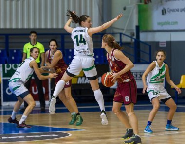 Odessa, Ukrayna - 5 Kasım 2016: Ukraynaca bayanlar basketbol Kupası. Interhimik (Odessa) - Tavria Star (Kherson). Interhimik - Ukrayna şampiyonu ve turnuvanın lideri