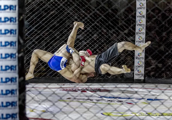 Odessa Ucrânia Dezembro Lutadores Artes Marciais Mistas Mma Competem Cela — Fotografia de Stock