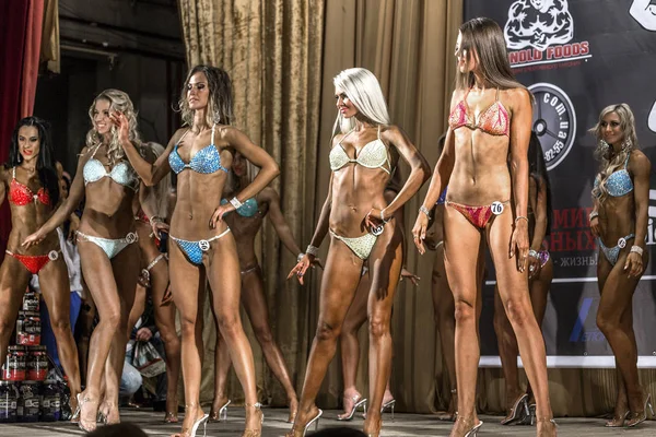 Odessa Ucraina Ottobre Competizioni Ucraino Bodybuilding Atletismo Uomini Donne Categoria — Foto Stock