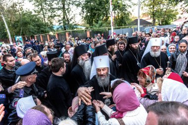 Odessa, Ukrayna - 29 Eylül: Papazın Ukraynalı Ortodoks Kilisesi Onufry, Büyükşehir Kiev ve bütün Ukrayna 190 yıl eski manastır kutlama 29 Eylül 2014 Odessa, Ukrayna ilk ziyaret 