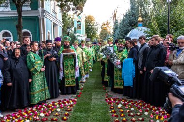 Odessa, Ukrayna - 29 Eylül: Papazın Ukraynalı Ortodoks Kilisesi Onufry, Büyükşehir Kiev ve bütün Ukrayna 190 yıl eski manastır kutlama 29 Eylül 2014 Odessa, Ukrayna ilk ziyaret 