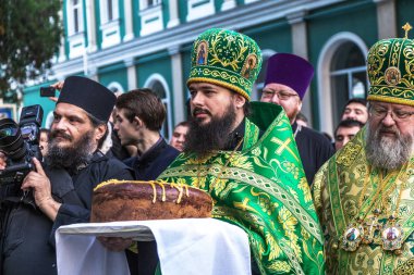 Odessa, Ukrayna - 29 Eylül: Papazın Ukraynalı Ortodoks Kilisesi Onufry, Büyükşehir Kiev ve bütün Ukrayna 190 yıl eski manastır kutlama 29 Eylül 2014 Odessa, Ukrayna ilk ziyaret 