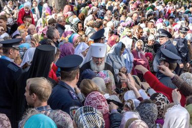 Odessa, Ukrayna - 29 Eylül: Papazın Ukraynalı Ortodoks Kilisesi Onufry, Büyükşehir Kiev ve bütün Ukrayna 190 yıl eski manastır kutlama 29 Eylül 2014 Odessa, Ukrayna ilk ziyaret 