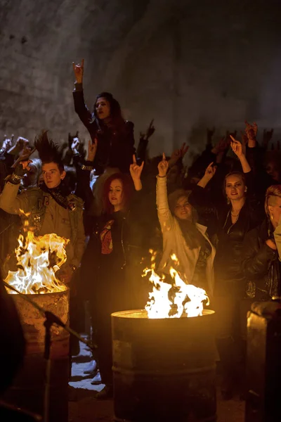 Odessa Oekraïne November Speelt Lokale Popgroep Rockconcert Het Ondergrondse Catacomben — Stockfoto