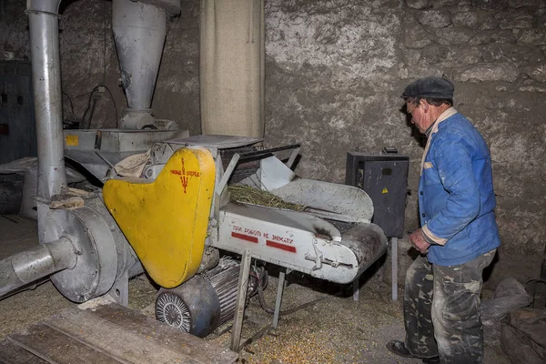 Odessa Ukraine October 2014 Technological Production Process Grinding Wheat Small — Stock Photo, Image