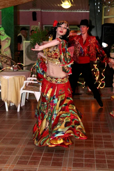 Odessa Ucrania Mayo Conjunto Gitano Local Realiza Dinámicas Danzas Nacionales —  Fotos de Stock
