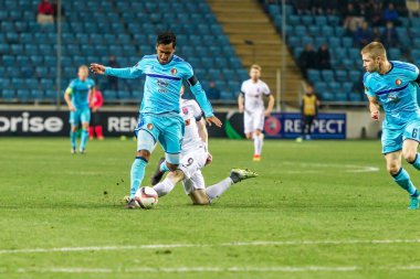 Odessa, Ukrayna - 3 Kasım 2016: Uefa Avrupa Ligi. FC Zarya (Lugansk) Feyenoord (Rotterdam) Hollanda kabul eder. Yoğun duygusal futbol maçı maçın anahtar parçaları. 1:1