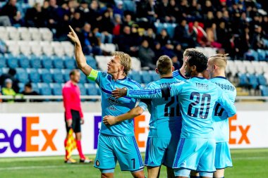 Odessa, Ukrayna - 3 Kasım 2016: Uefa Avrupa Ligi. FC Zarya (Lugansk) Feyenoord (Rotterdam) Hollanda kabul eder. Oyuncular Feyenoord bir tek gol keyif aldım. 1: 1