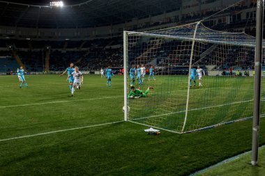 Odessa, Ukrayna - 3 Kasım 2016: Uefa Avrupa Ligi. FC Zarya (Lugansk) Feyenoord (Rotterdam) Hollanda kabul eder. Yoğun duygusal futbol maçı maçın anahtar parçaları. 1:1