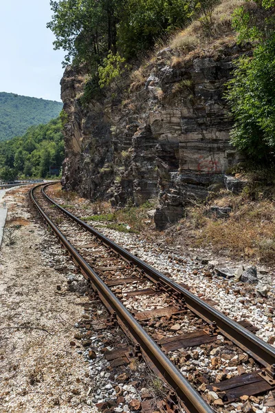 Ailroad Tracks Old Worn Wooden Sleepers Require Urgent Repair Narrow — Stock Photo, Image