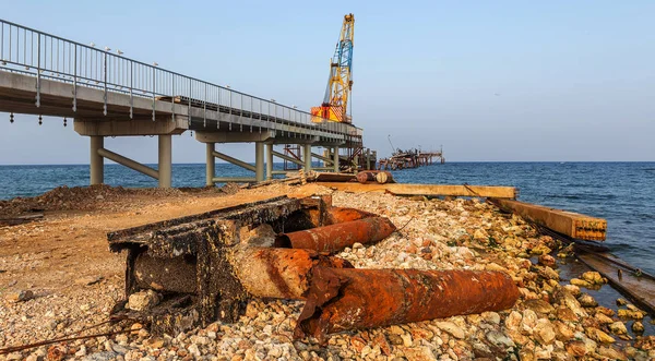 Fragmentos Viejo Tubo Grande Del Fondo Del Mar Después Muchos —  Fotos de Stock