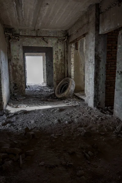 Interior Edifício Administrativo Abandonado Ruínas Interiores Uma Fábrica Industrial Uma — Fotografia de Stock