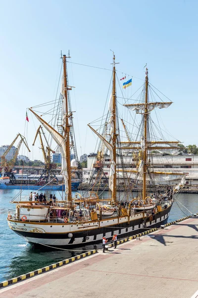 Odessa Ukraine August 2016 Ausbildung Barkenschiff Der Italienischen Marine Palinuro — Stockfoto