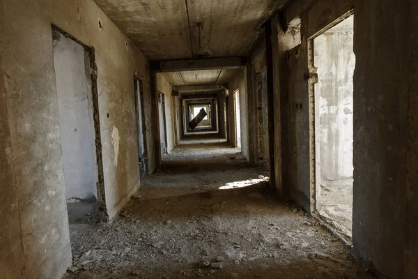 Interior Edificio Administrativo Abandonado Ruinas Interiores Una Fábrica Industrial Una —  Fotos de Stock