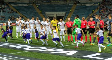Odessa, Ukrayna - 15 Eylül 2016: Uefa Avrupa Ligi grup aşamasında Zarya Lugansk - Fenerbahçe Istanbul - Turtsiya.1: 1. açılış turnuva. Sanatçısını Fenerbahçe futbol kulübü