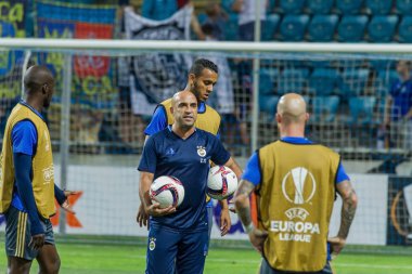 Odessa, Ukrayna - 15 Eylül 2016: Uefa Avrupa Ligi grup aşamasında Zarya Lugansk - Fenerbahçe Istanbul - Turtsiya.1: 1. açılış turnuva. Sanatçısını Fenerbahçe futbol kulübü