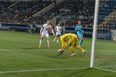 Odessa, Ukrayna - 3 Kasım 2016: Uefa Avrupa Ligi. FC Zarya (Lugansk) Feyenoord (Rotterdam) Hollanda kabul eder. Yoğun duygusal futbol maçı maçın anahtar parçaları. 1:1