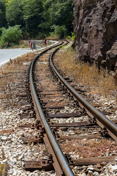 Ailroad Tracks Old Worn Wooden Sleepers Require Urgent Repair Narrow — Stock Photo, Image