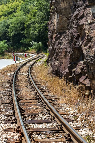 Ailroad Tracks Old Worn Wooden Sleepers Require Urgent Repair Narrow — Stock Photo, Image