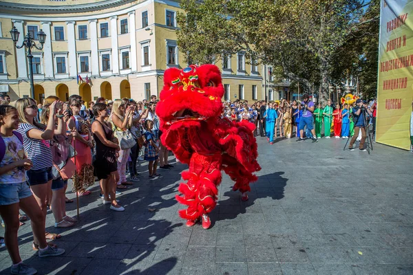 Odessa Ukraina Września 2016 Taniec Smoka Festiwalu Dzień Miasta Dzieci — Zdjęcie stockowe